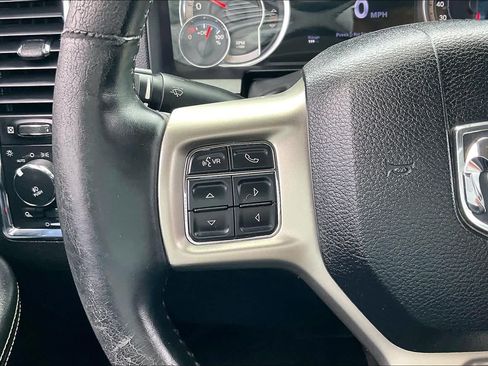 Used 2014 RAM 2500 Laramie w/ Black Appearance Group AWD/4WD image 22