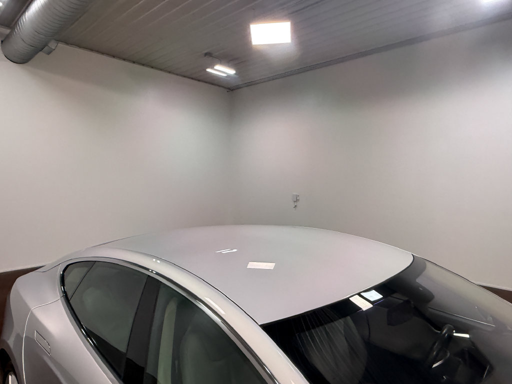 Used 2013 Tesla Model S Performance RWD image 36