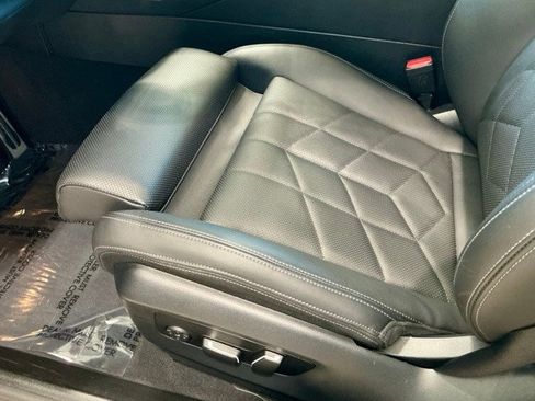 Used 2026 BMW 540i xDrive image 9