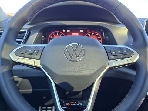 New 2026 Volkswagen Atlas Peak Edition AWD/4WD image 28
