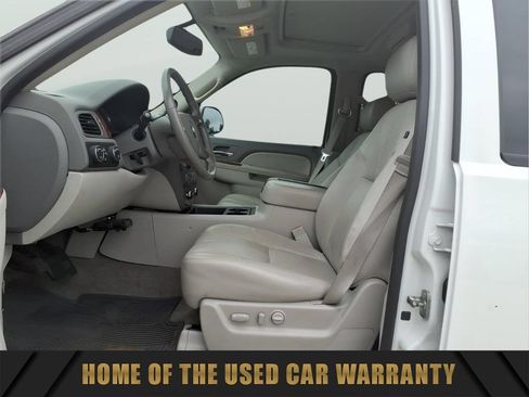 Used 2013 Chevrolet Suburban LT w/ Luxury Package AWD/4WD image 15