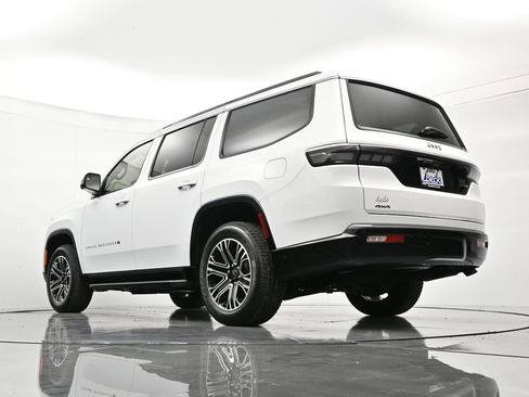 New 2026 Jeep Grand Wagoneer 4WD w/ Premium Group I image 43