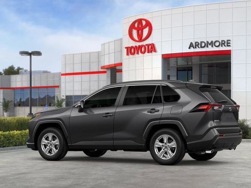 New 2025 Toyota RAV4 XLE image 5