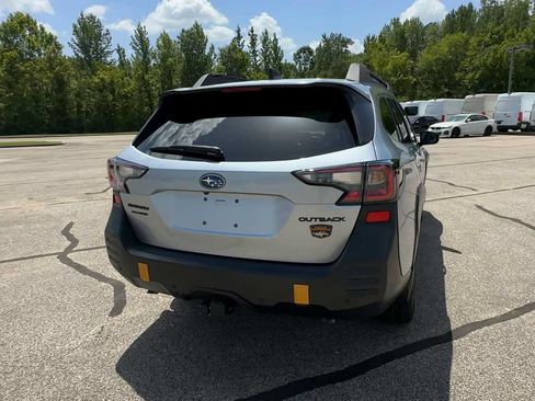 Used 2025 Subaru Outback Wilderness AWD/4WD image 7