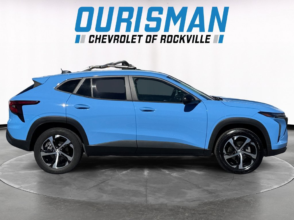 Used 2024 Chevrolet Trax RS FWD image 7