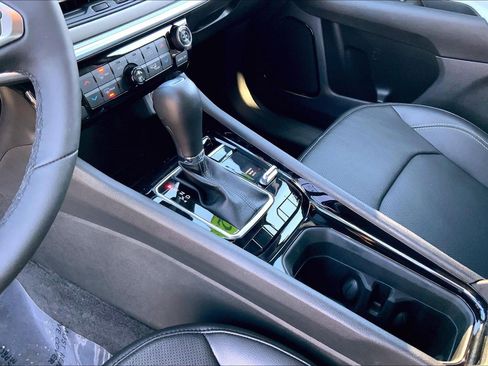 Certified 2025 Jeep Compass Limited w/ Elite Group image 15