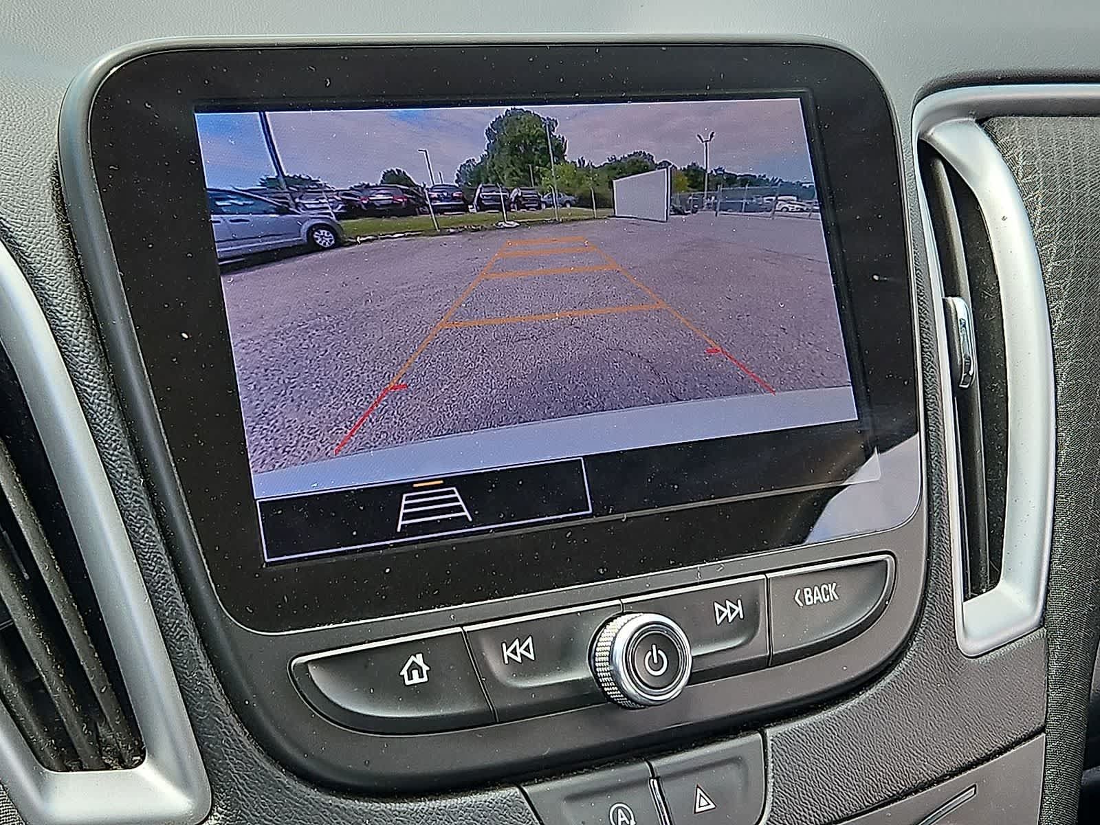 Used 2023 Chevrolet Malibu LT FWD image 20