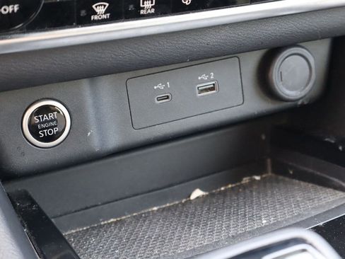 Used 2023 Nissan Rogue SV FWD image 24