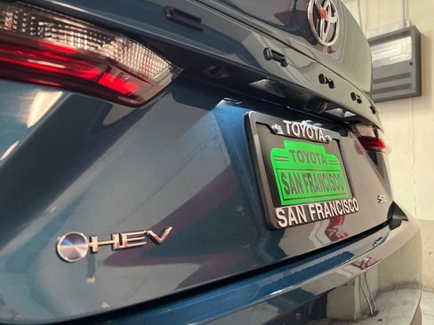 New 2026 Toyota Camry SE image 7