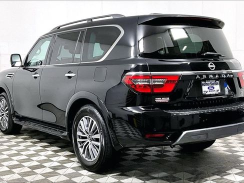 Used 2023 Nissan Armada SL w/ Captain's Chairs Package image 11