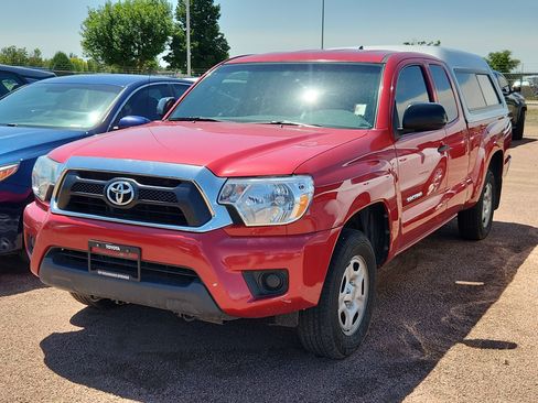 Used 2012 Toyota Tacoma 2WD Access Cab w/ SR5 Pkg image 3