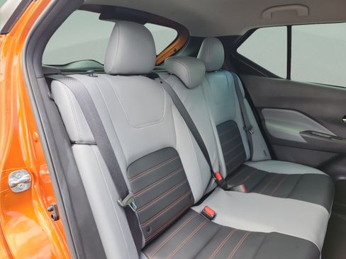 Certified 2024 Nissan Kicks SR w/ SR Premium Package FWD image 19