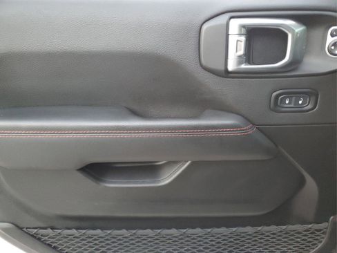 Certified 2021 Jeep Wrangler Unlimited Rubicon image 16