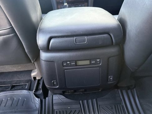 Used 2018 Nissan Armada SL w/ Moonroof Package RWD image 26