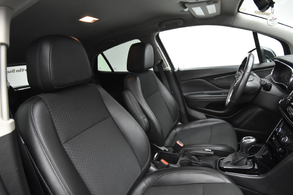 Used 2022 Buick Encore Preferred w/ Safety Package AWD/4WD image 14