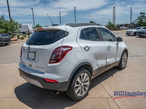 Used 2017 Buick Encore Preferred FWD image 5