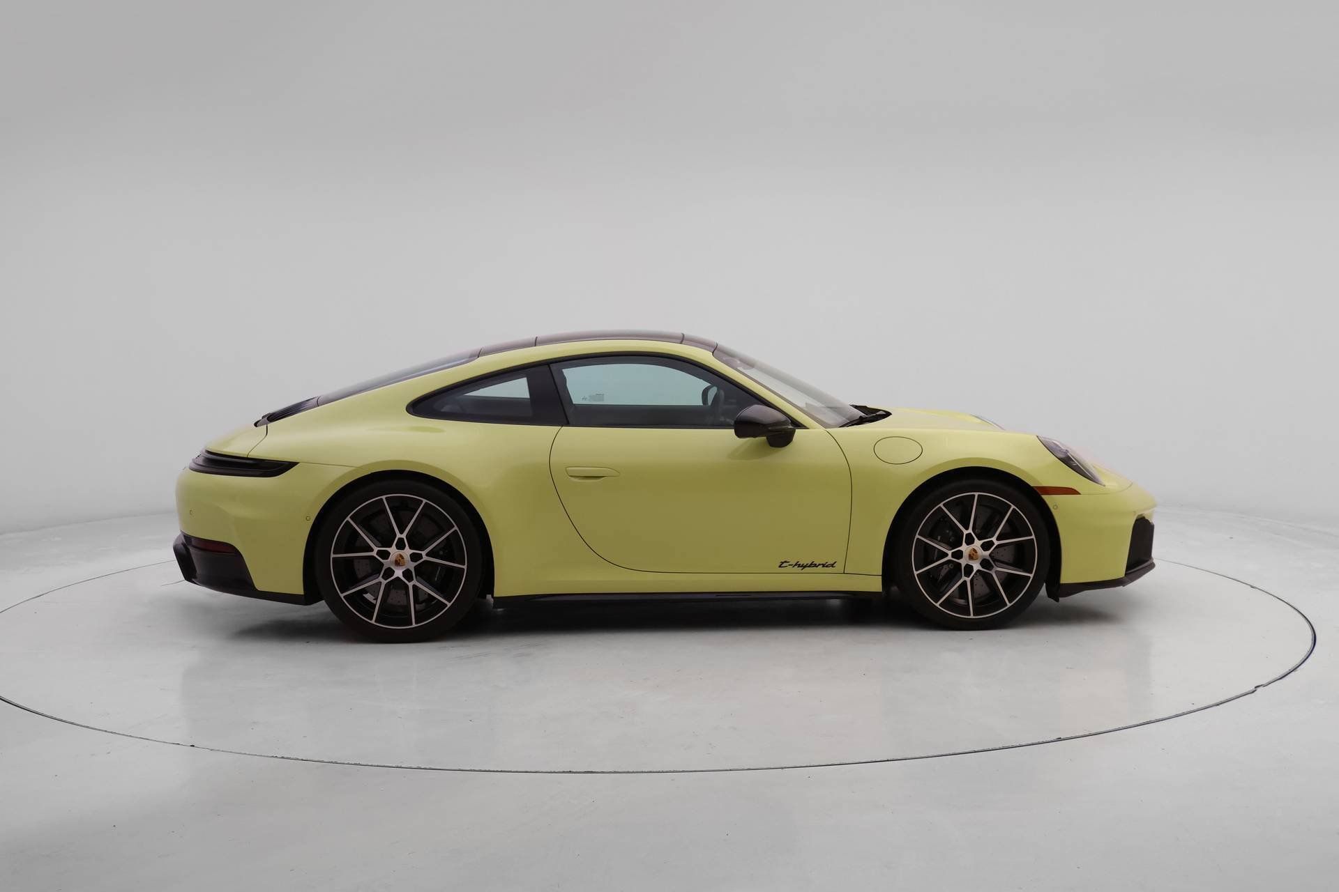 Certified 2025 Porsche 911 Carrera 4 GTS AWD/4WD image 10