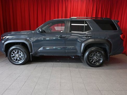 Certified 2025 Toyota 4Runner SR5 image 4