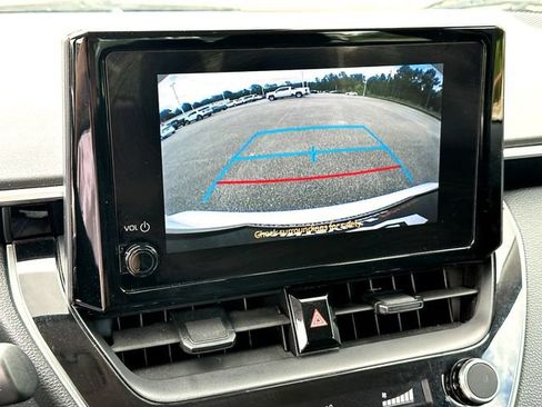 Used 2024 Toyota Corolla LE FWD image 15