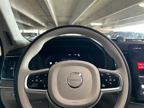 New 2026 Volvo XC90 B6 Ultra w/ Lounge Package image 12