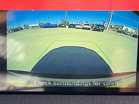 Used 2025 Nissan Kicks SV image 21