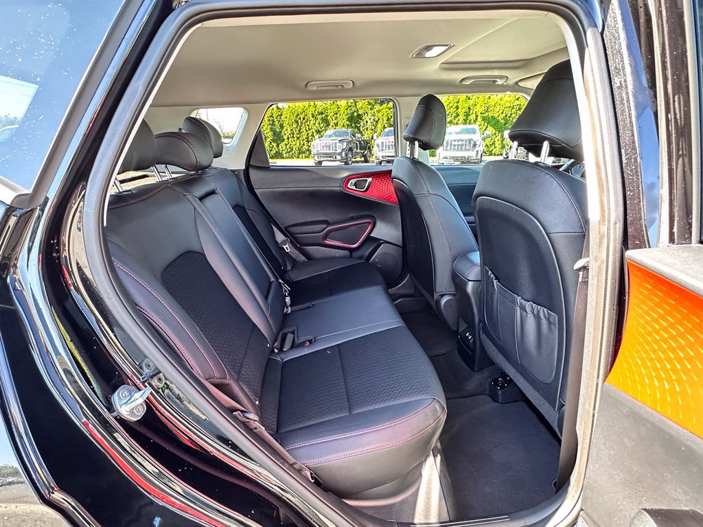 Used 2023 Kia Soul GT-Line w/ GT-Line Technology Package FWD image 17