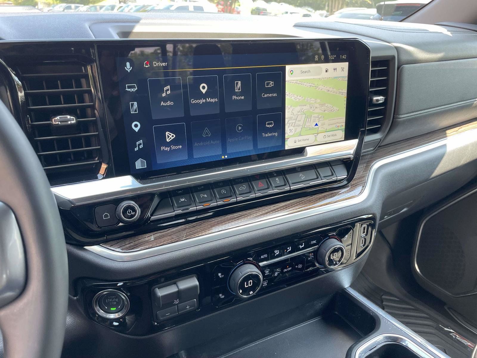 Used 2026 Chevrolet Silverado 1500 LT Trail Boss w/ LT Trail Boss Premium Package AWD/4WD image 12