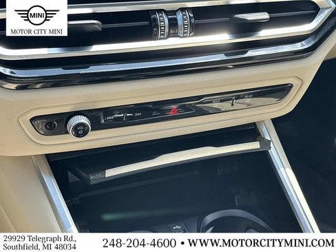 Used 2023 BMW 330i xDrive Sedan w/ Premium Package AWD/4WD image 34