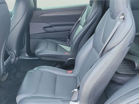 Used 2023 Tesla Model X Standard Range image 7