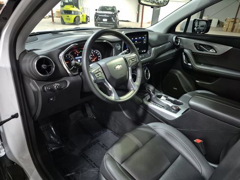 Used 2023 Chevrolet Blazer LT w/ Sound & Technology Package AWD/4WD image 11