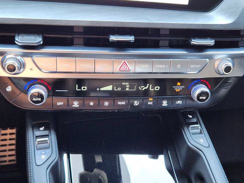 Used 2024 Kia Telluride SX Prestige X-Line AWD/4WD image 22