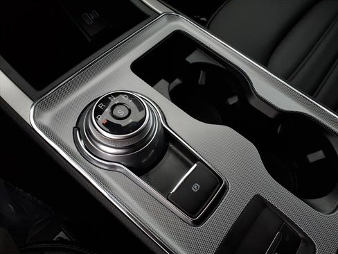 Used 2021 Ford Edge SEL image 30