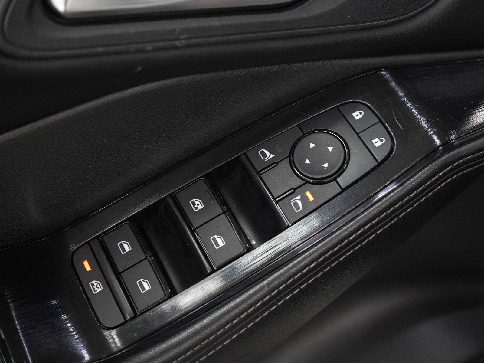 Used 2023 Nissan Rogue SV w/ SV Premium B Package AWD/4WD image 21