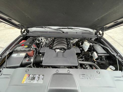 Used 2017 GMC Yukon Denali w/ Open Road Package image 22