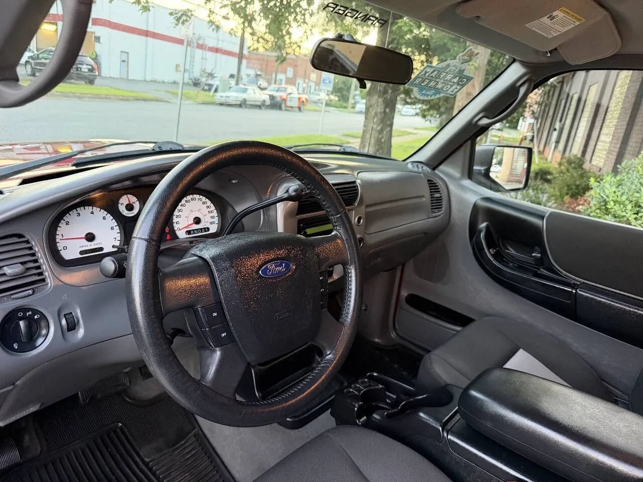 Used 2010 Ford Ranger XLT RWD image 19