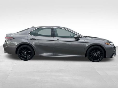 Used 2024 Toyota Camry XSE image 8