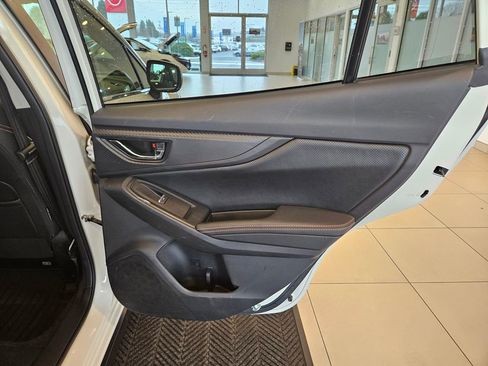 Used 2023 Subaru Crosstrek 2.5i Limited AWD/4WD image 28