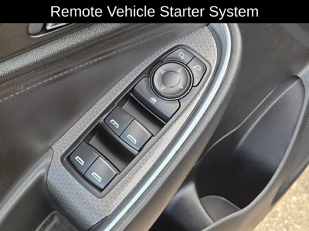 Used 2019 Chevrolet Malibu Hybrid w/ Leather Package FWD image 12