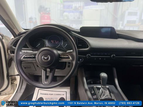 Used 2021 MAZDA MAZDA3 s image 15
