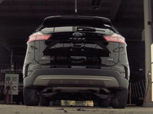 Used 2023 Ford Edge SEL w/ Convenience Package AWD/4WD image 7