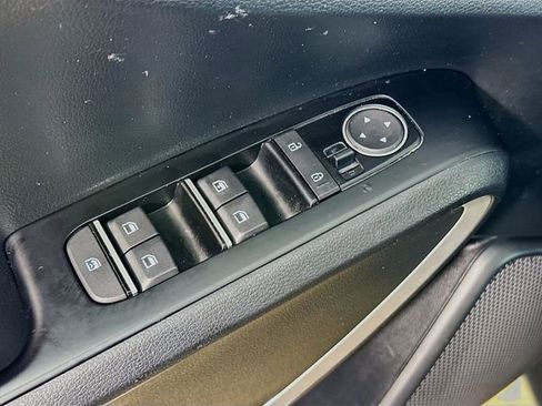 Used 2024 Kia Soul LX w/ Option Group 015 image 19