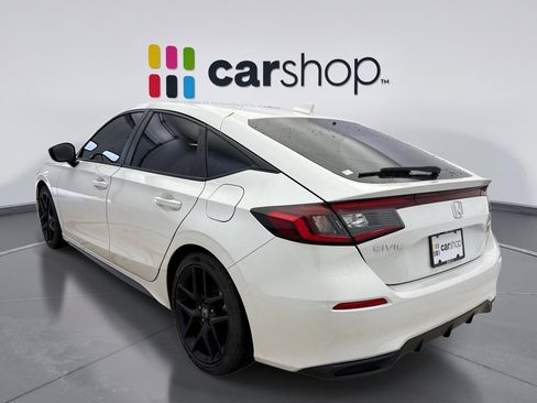 Used 2024 Honda Civic Sport image 3