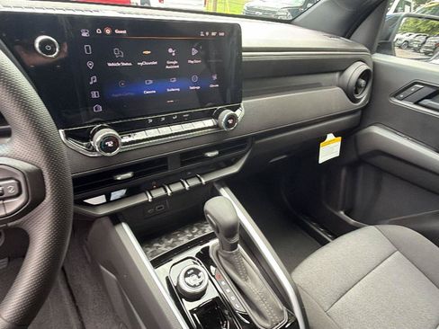 New 2026 Chevrolet Blazer LT w/ Convenience Package FWD image 5