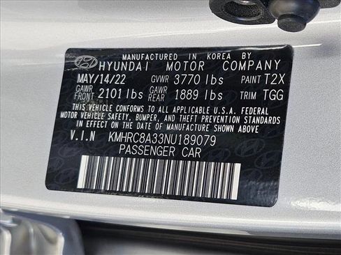 Used 2022 Hyundai Venue SEL w/ Cargo Package image 23