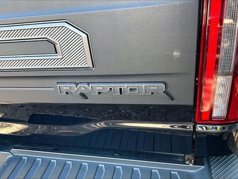 Used 2025 Ford F150 Raptor AWD/4WD image 10
