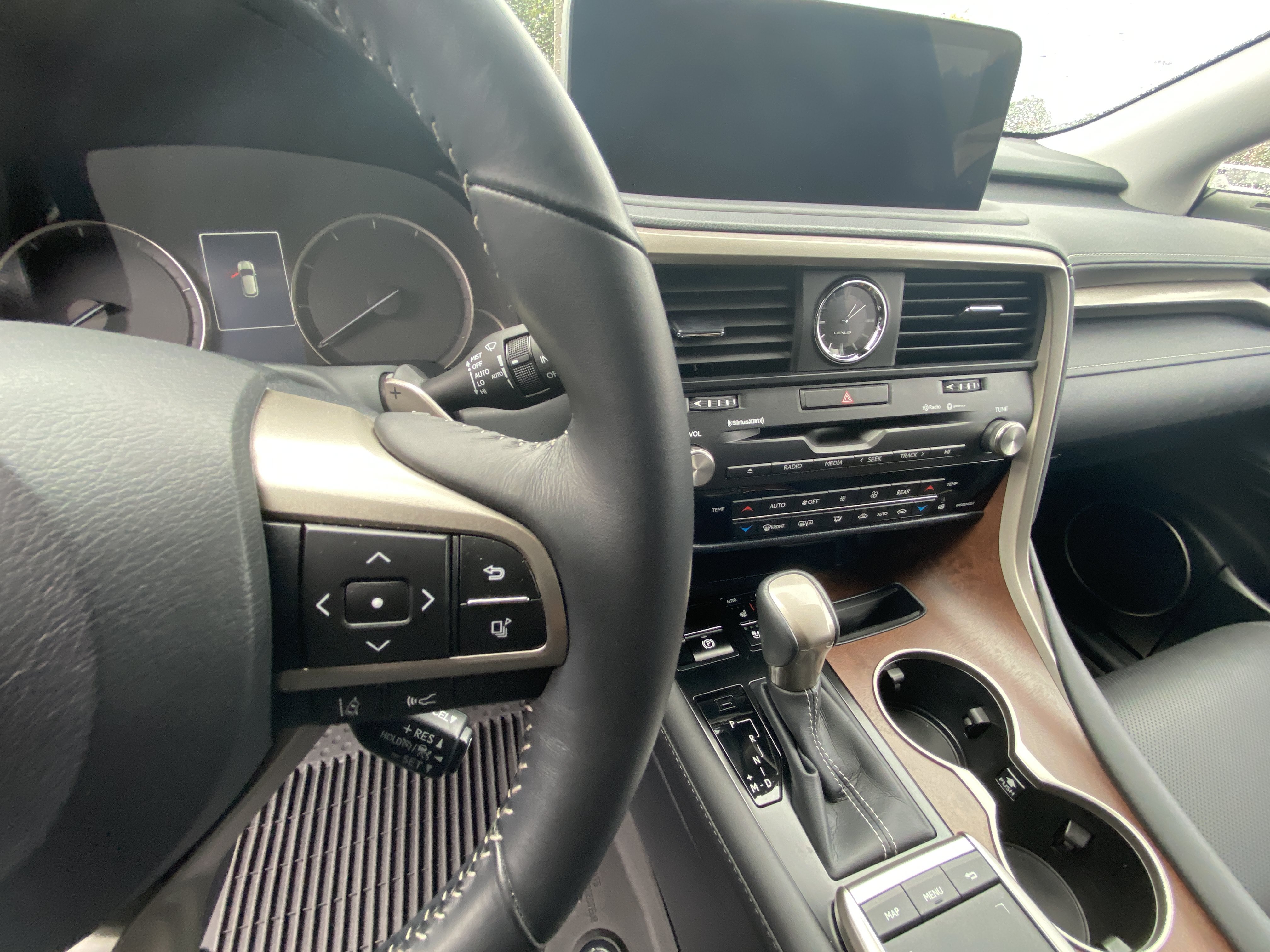 Used 2022 Lexus RX 350L Premium w/ Premium Package AWD/4WD image 15