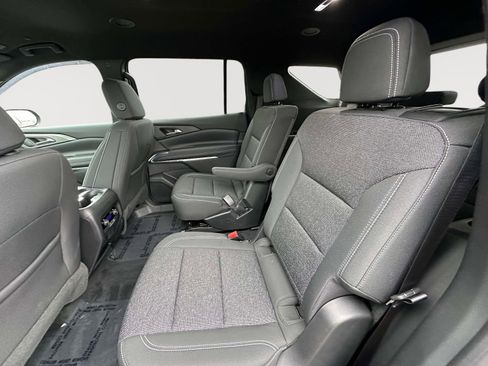 Certified 2025 Chevrolet Traverse LT w/ Driver Confidence Package image 33