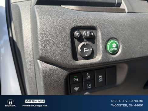 Used 2025 Honda Passport TrailSport image 16