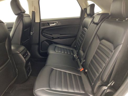 Used 2023 Ford Edge SEL image 18