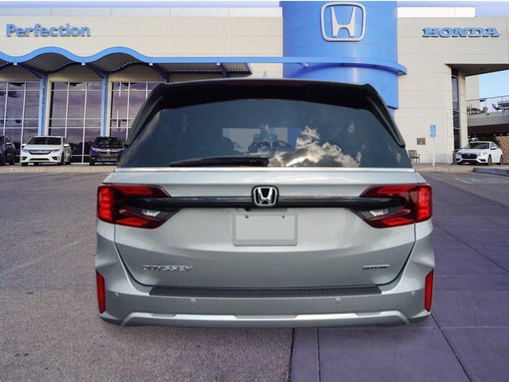 New 2027 Honda Odyssey Touring image 4